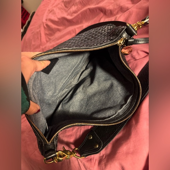 CLARE V Moyen Messenger Bag - Picture 13 of 15